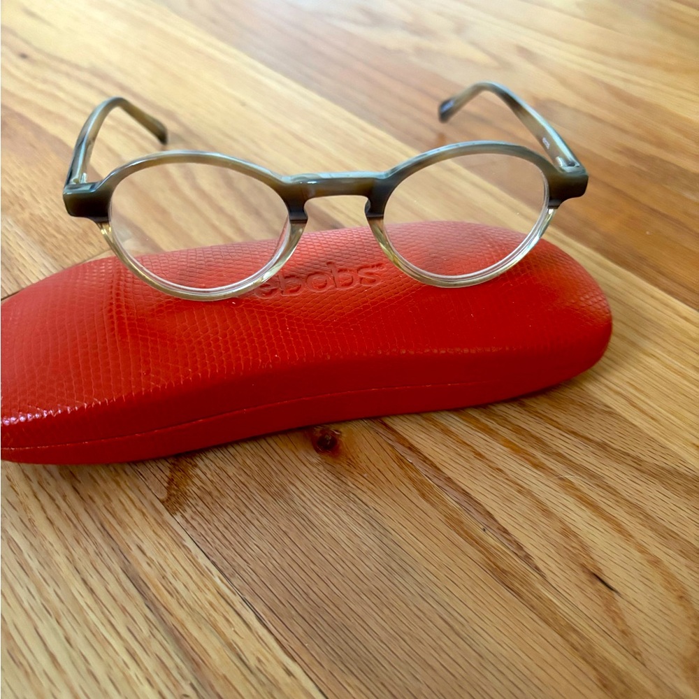 Eyebobs 2.0 readers…Board stiff style…casual with great look!